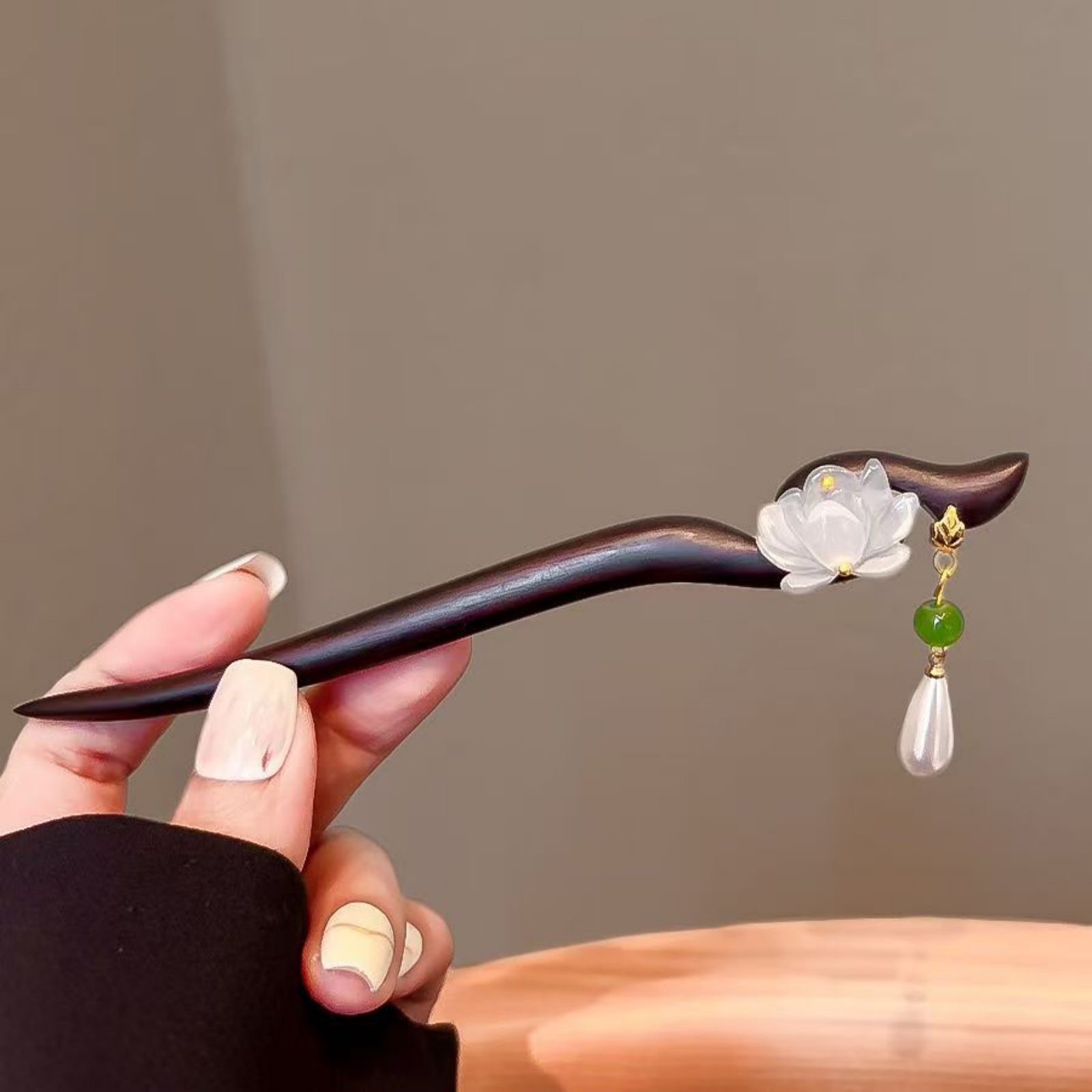 1PC Elegant Lotus Wood Hair St - Jewelry Making For Adults recension och pris